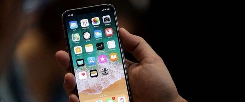 Ucuz iPhone SE 2022'nin fiyatı sızdı!