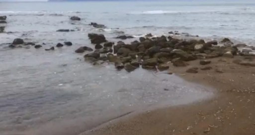 Dikili ilçesinde dalış yaparken Atarneus Antik Kenti'nin limanını buldu