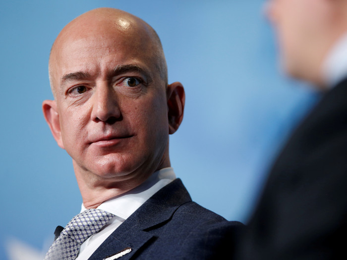 Bezos'un yatı için Hollanda köprüsünü sökme planı öfkeye neden oldu!