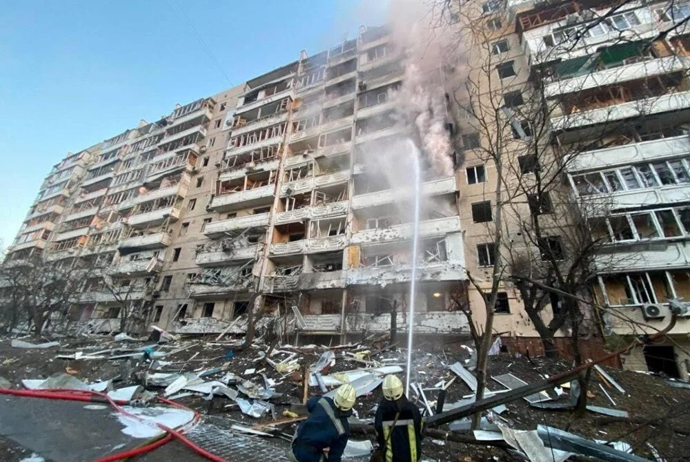 Kiev'de saldırıda bir apartman daha ağır hasar gördü!