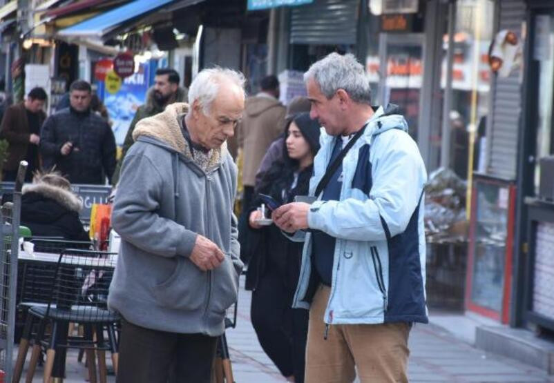 'Kısıtlamalar gevşedi' deyip kötü haberi böyle duyurdu!