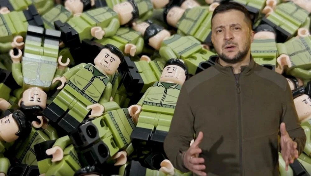 Zelenskiy oyuncakları yok satıyor!