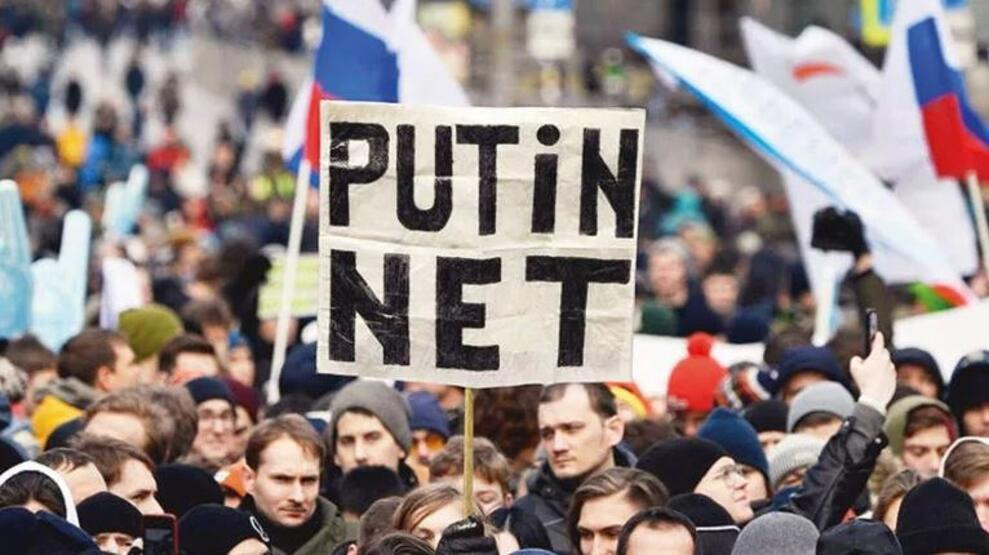 Putin internetin fişini çekiyor: 11 Mart'ta Rusya'yı dünyaya kapatacak!