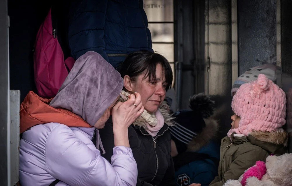 Savaştan kaçış: Tren istasyonlarında büyük yoğunluk!