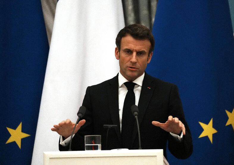 O sözler gündeme bomba gibi düştü: Macron'a çok sert tepki!