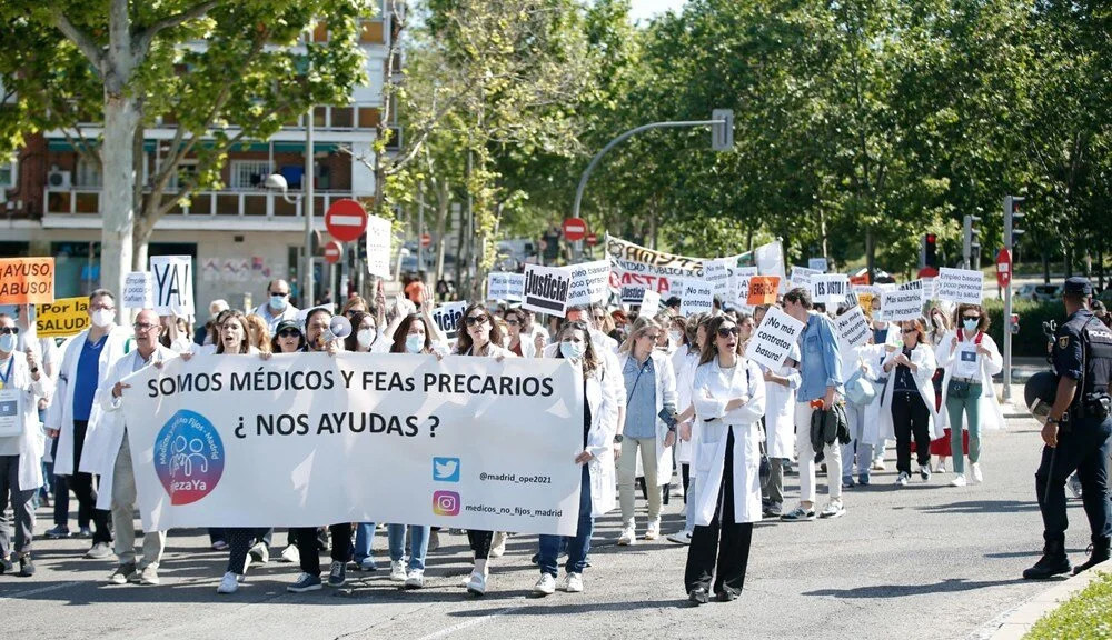 Doktorlar süresiz iş bıraktı: 'Tahammül edilemeyecek boyutta!'