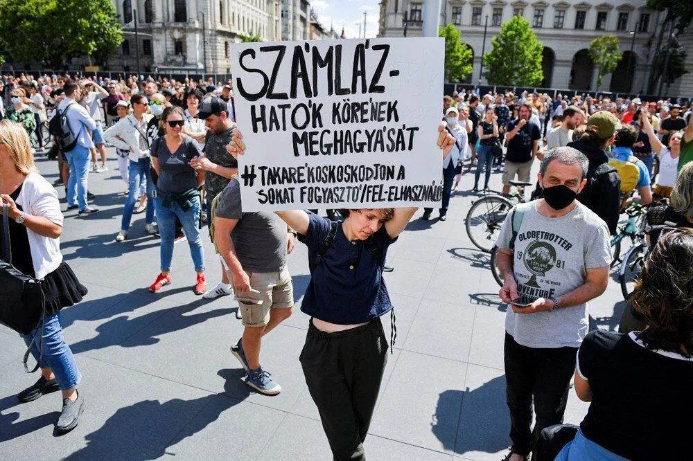 Vergi artışı eylemi: Protestocular köprü kapattı!