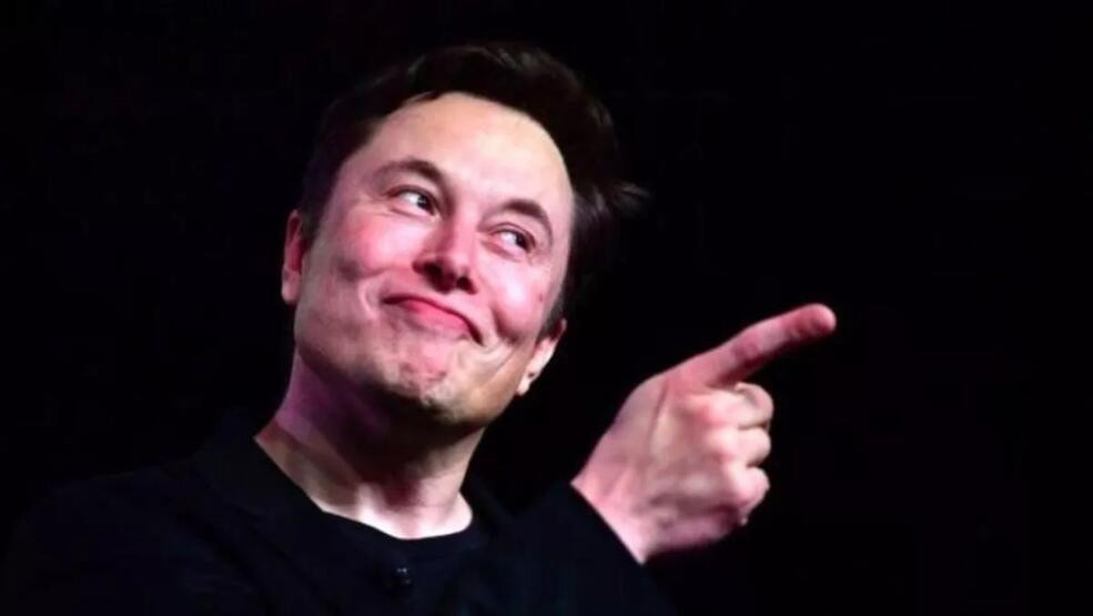 Musk'ın yeni planı: Baz istasyonları tarih oluyor!