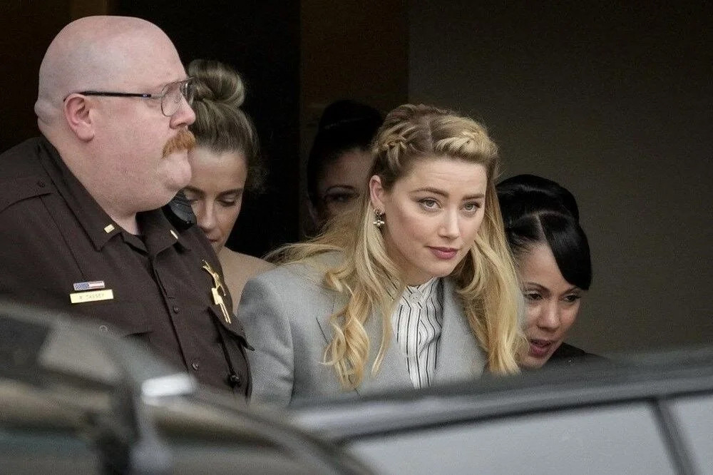 Amber Heard tazminatı ödememek için kapıları zorluyor!