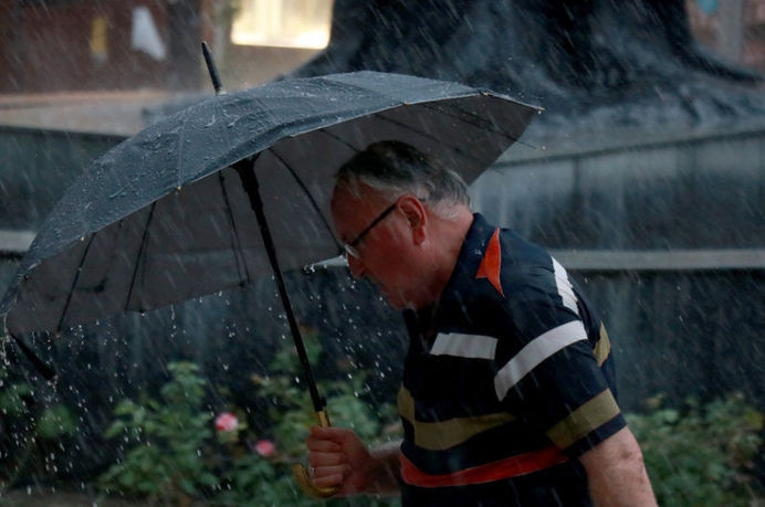 Meteoroloji'den sağanak, fırtına, sel uyarısı!