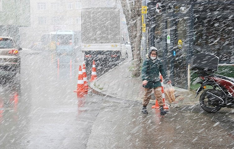 Meteoroloji uyardı: Kuvvetli kar yağışı kapıda!