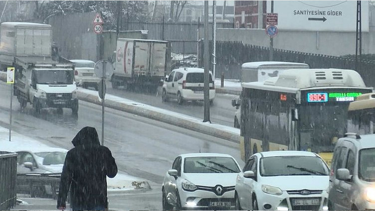 16 ilde etkili olacak: Beklenen kar yağışı geliyor!