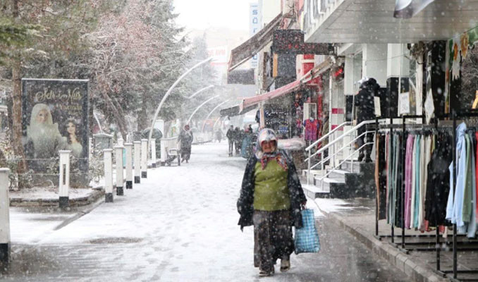 Türkiye beyaza büründü