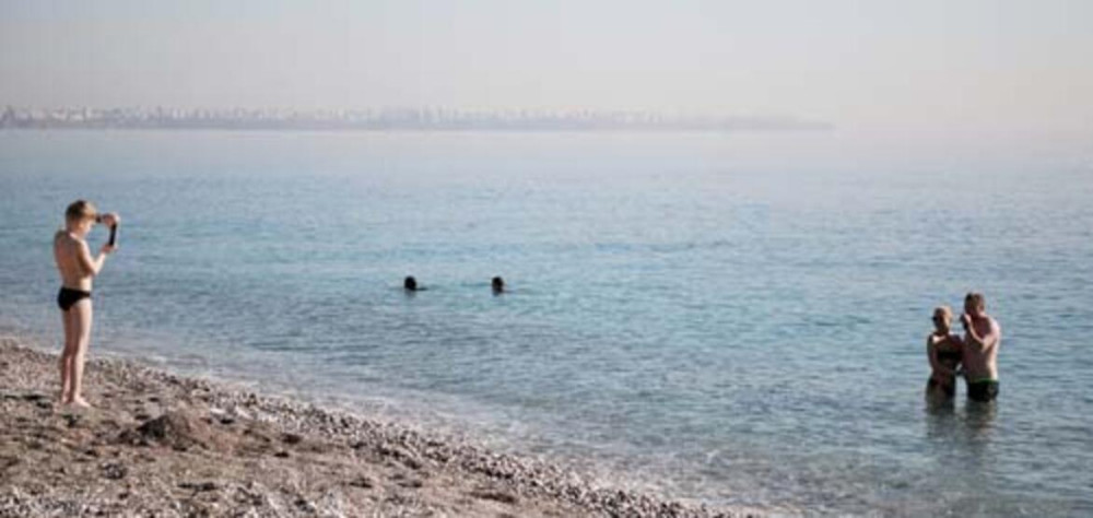 Fotoğraflar bugün çekildi: Ocak ayında deniz keyfi!