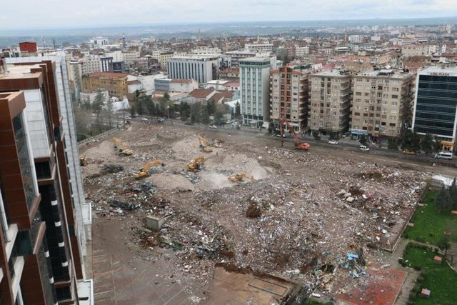 Galeria Sitesi davası başladı: Müteahhidin ifadesi şaşkına çevirdi!