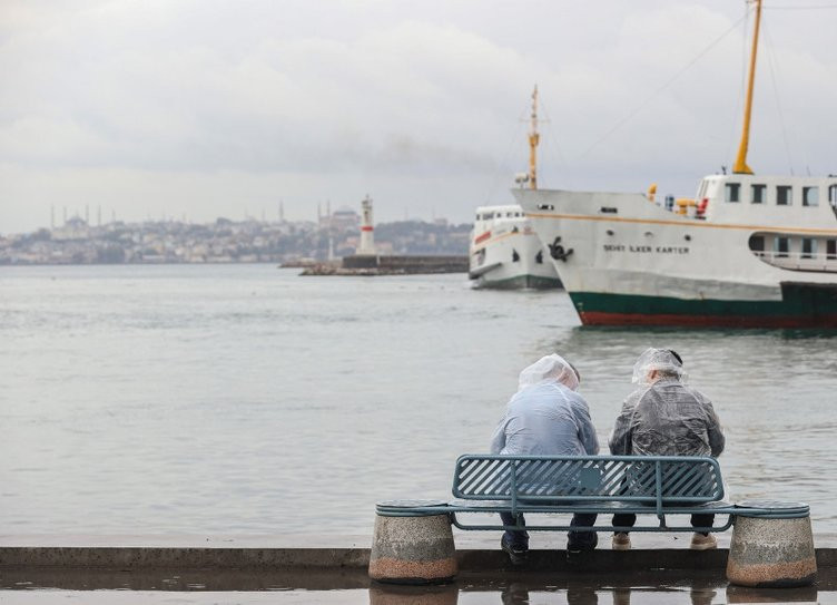 Sağanak yağış ve sel uyarısı: Çok kuvvetli geliyor!