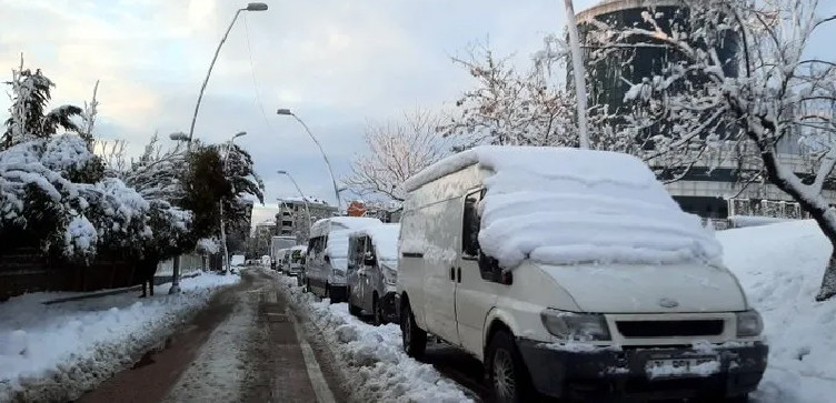 Sıcaklık 8 derece düşecek: Kar kapıda!