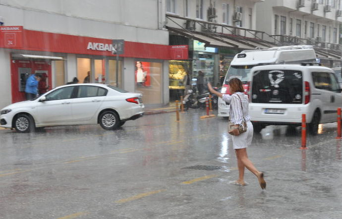 Marmara'da hafta sonu fırtına uyarısı!