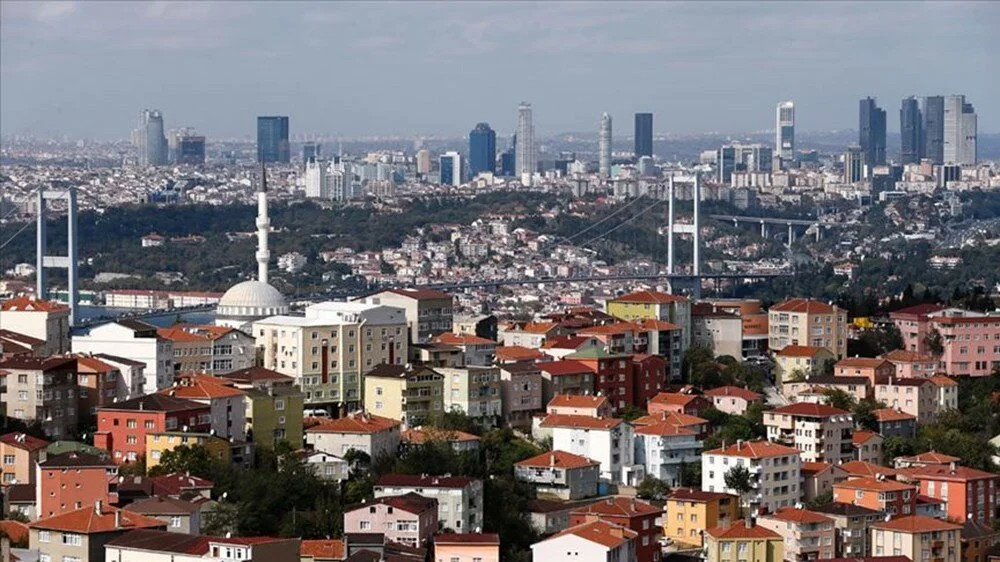 İstanbul'da sıcaklık düşüyor: Kar alarmı!