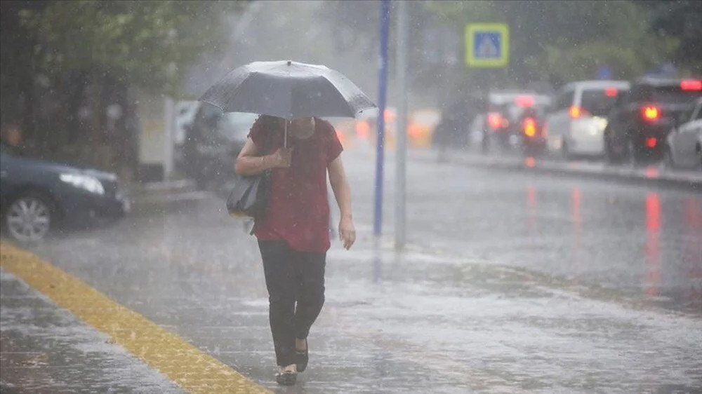 64 il için sarı ve turuncu kod: Yağmur, kar ve fırtına geliyor!