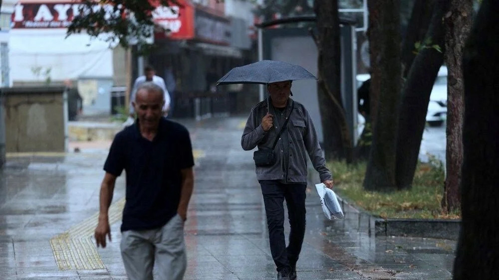 64 il için sarı ve turuncu kod: Yağmur, kar ve fırtına geliyor!