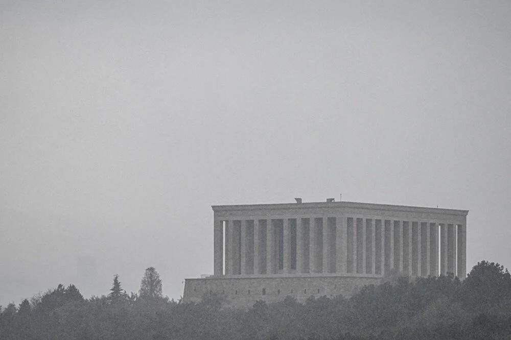 Yurt genelinde etkisini artırdı: Ankara'da kar yağışı başladı!