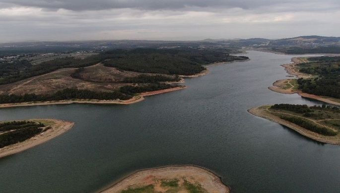 İstanbul barajlarına yağan sağanakla doluluk oranı ikiye katlandı!