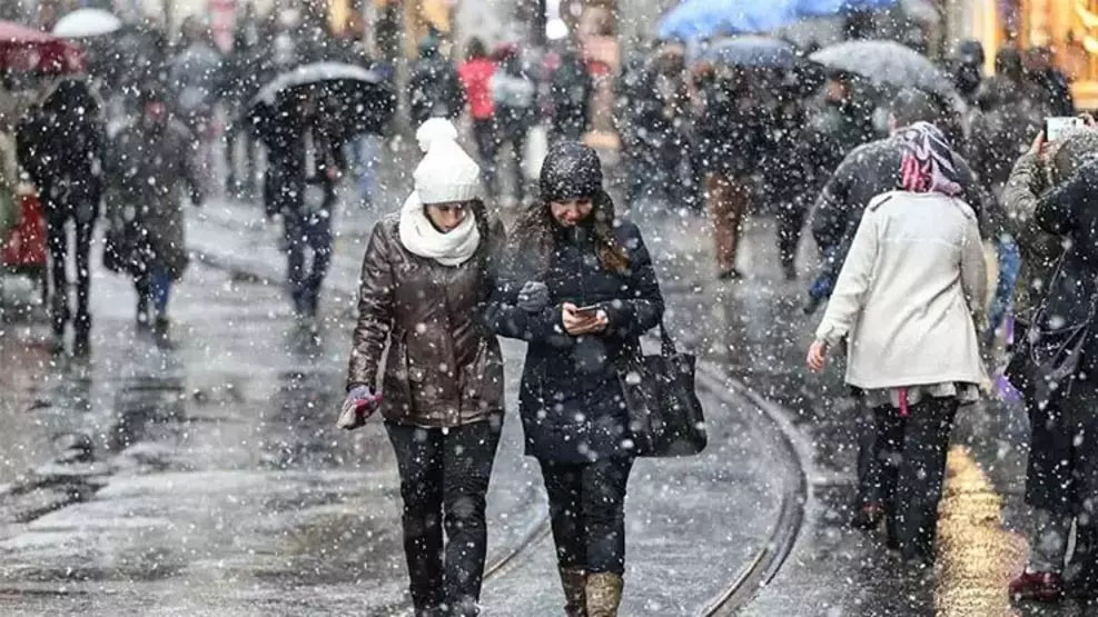 Dondurucu soğuklar için alarm verildi: Kar geliyor! 