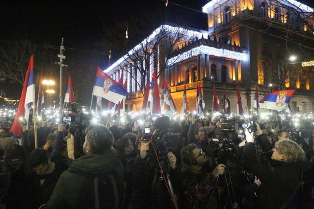 Sırbistan'da protestoların 9. günü: Halk sokakta!