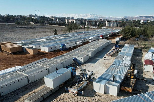 Deprem bölgesinde konteyner kent seferberliği!