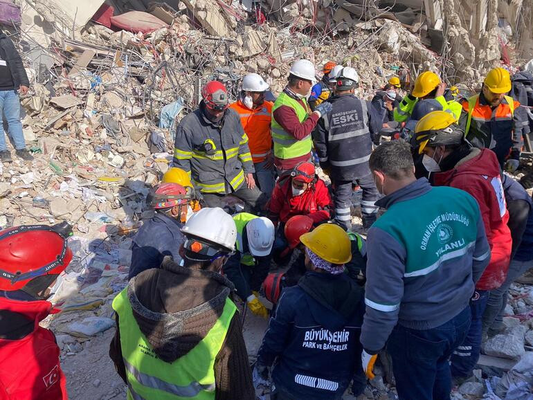 Deprem bölgesi için 'asbest' ve 'akciğer hastalığı' uyarısı!