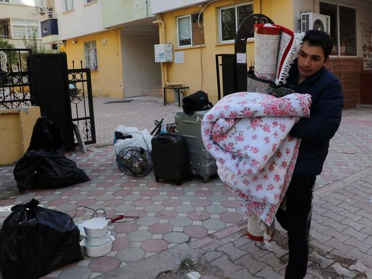 Yıkılan binası için 'Mukadderat' demişti: Diğer binası da ağır hasarlı!