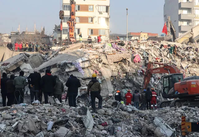 Küresel iş dünyasının deprem yardımları hız kesmiyor