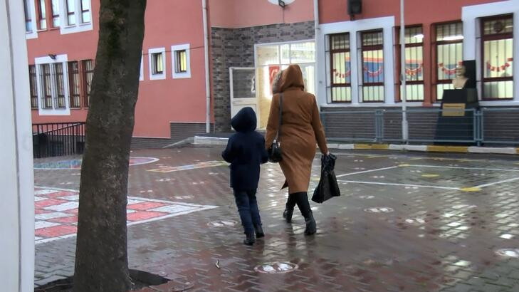 Kareler İstanbul’da bu sabah çekildi: Okulların tahliyesine başlandı!