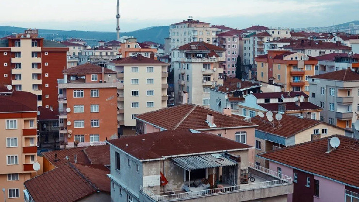 Deprem seferberliği çağrısı: İstanbul 'kuzeye taşınmalı'