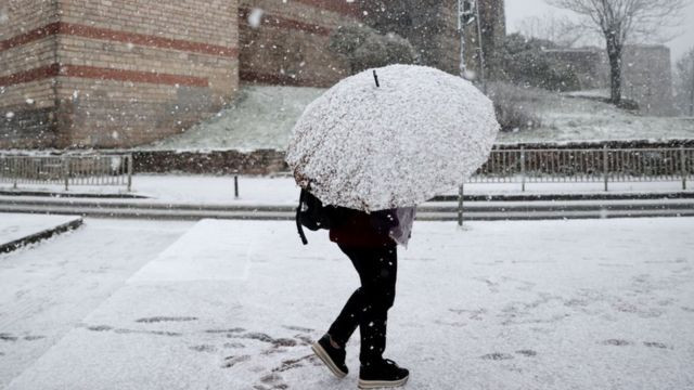 İstanbullulara kar uyarısı: Pazar günü evinizden çıkmayın!