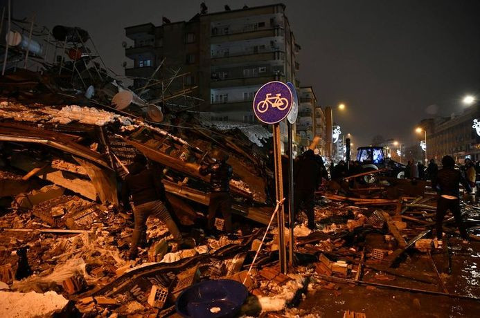 Depremin ardından uzman isimden ilk açıklama: Bu iki kente dikkat!