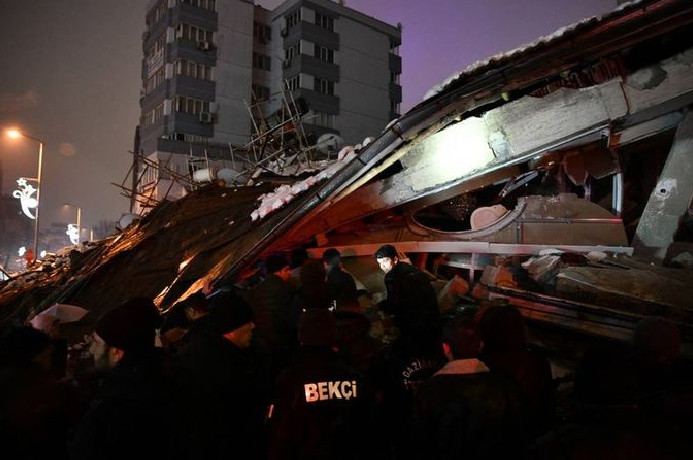 Depremin ardından uzman isimden ilk açıklama: Bu iki kente dikkat!