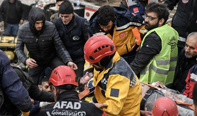 Enkazdan hayata, büyük sevinç... İşte mucize kurtuluşlar