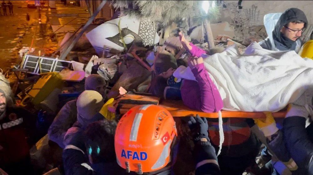 Türkiye yasta: Depremin vurduğu 10 ilden çarpıcı fotoğraflar!