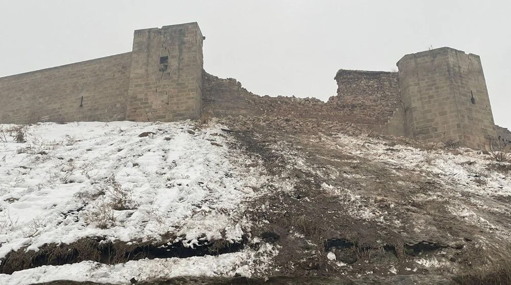 Türkiye yasta: Depremin vurduğu 10 ilden çarpıcı fotoğraflar!