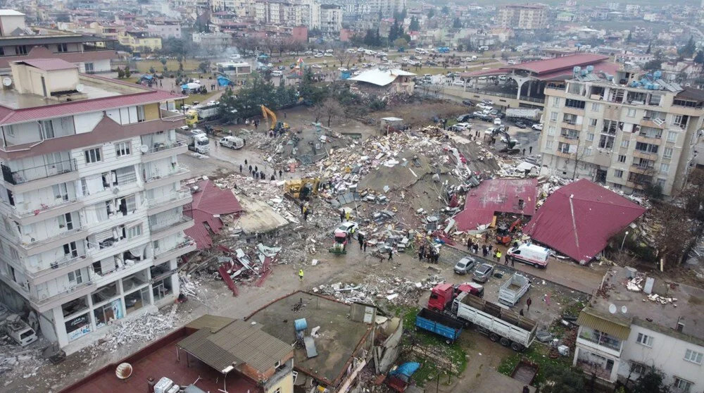 Türkiye yasta: Depremin vurduğu 10 ilden çarpıcı fotoğraflar!