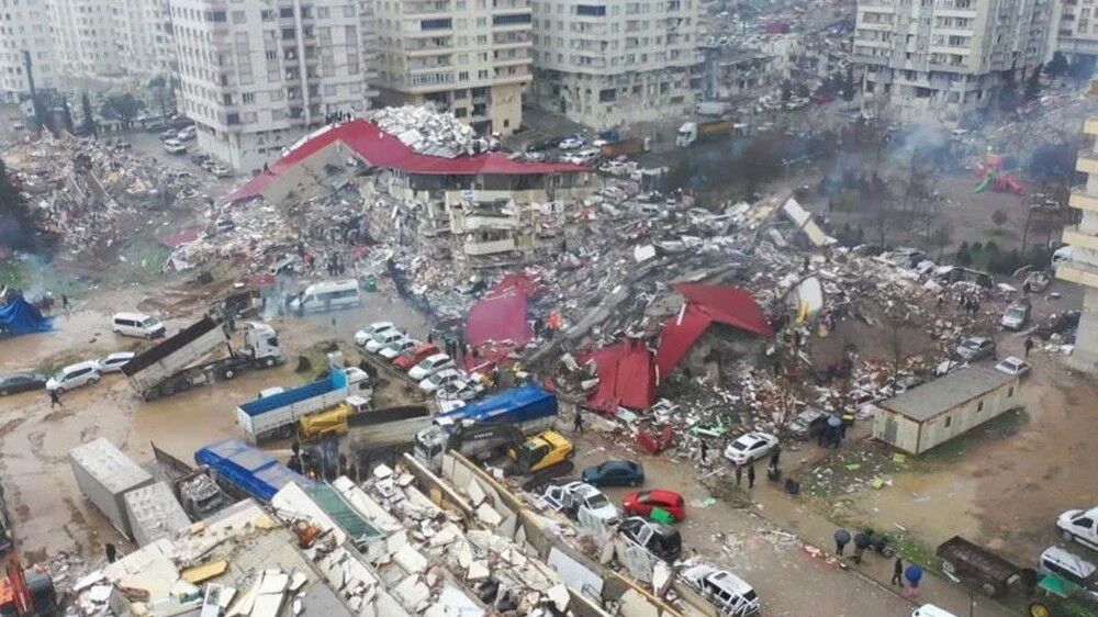 Türkiye yasta: Depremin vurduğu 10 ilden çarpıcı fotoğraflar!