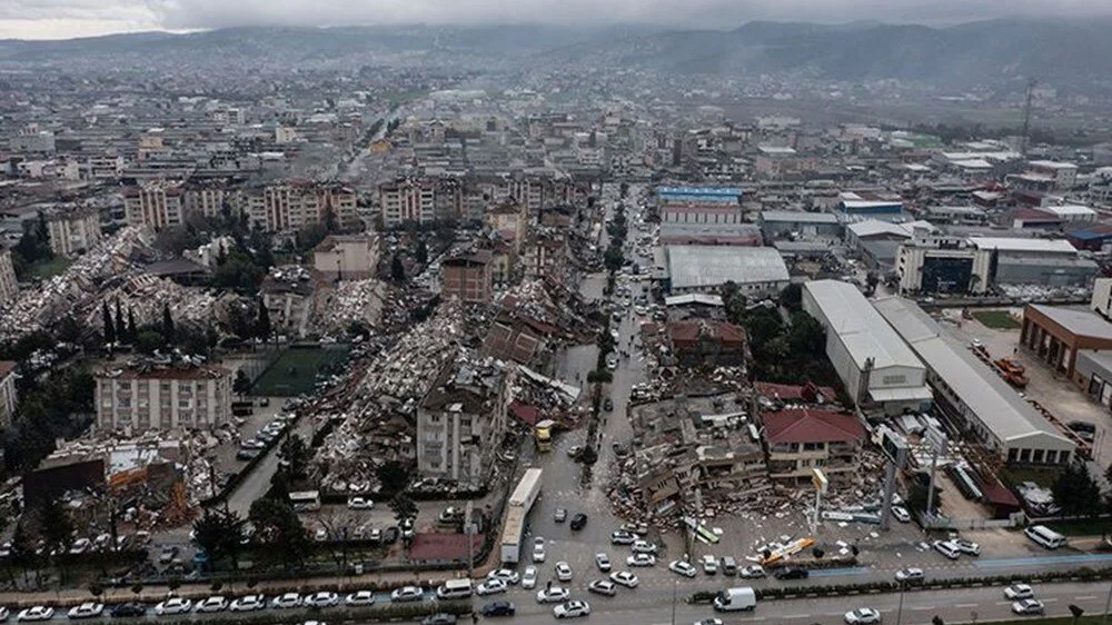 Türkiye yasta: Depremin vurduğu 10 ilden çarpıcı fotoğraflar!