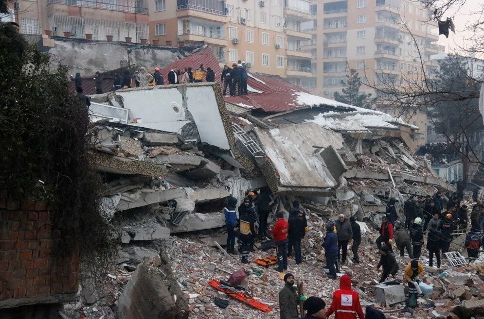 Depremden etkilenen illerde bugün hava nasıl olacak?