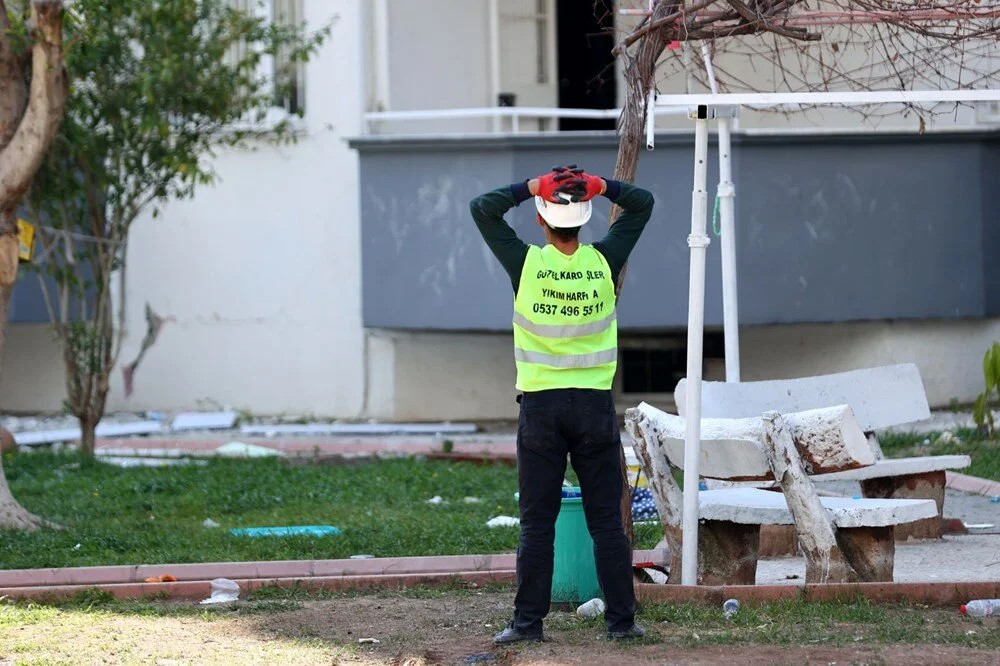 Güçlendirilen kolon son depremde ayakta tuttu!