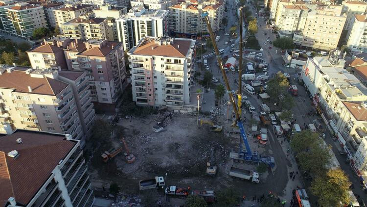 Uzmanından İzmir'in o ilçelerine uyarı: 7 üzerinde depremde...