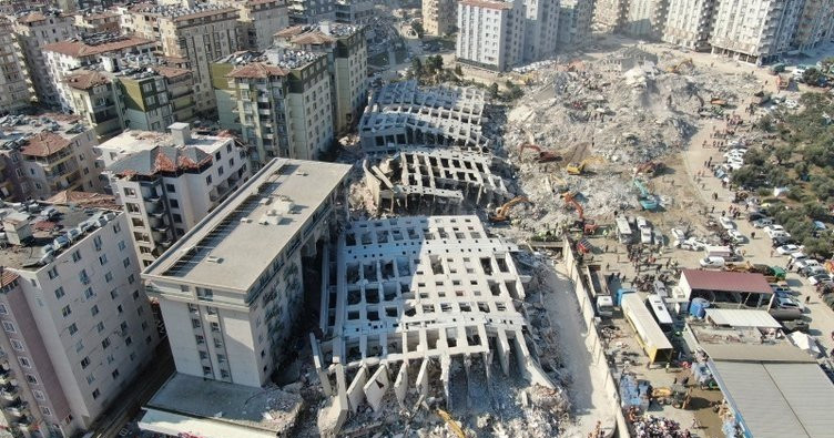 Rönesans Rezidans'ın bilirkişi raporu ortaya çıktı: İşte çökme nedeni...