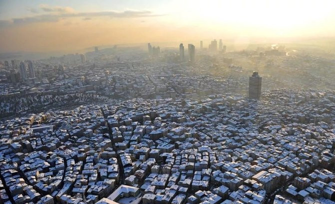 İstanbul'da hangi mahalleler daha riskli? Uzman isim o bölgelere dikkat çekti!