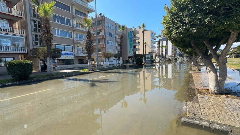 Kıyı şeridi 101 metreye ulaştı: Uzman isimden uyarı!